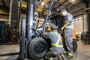 service forklift